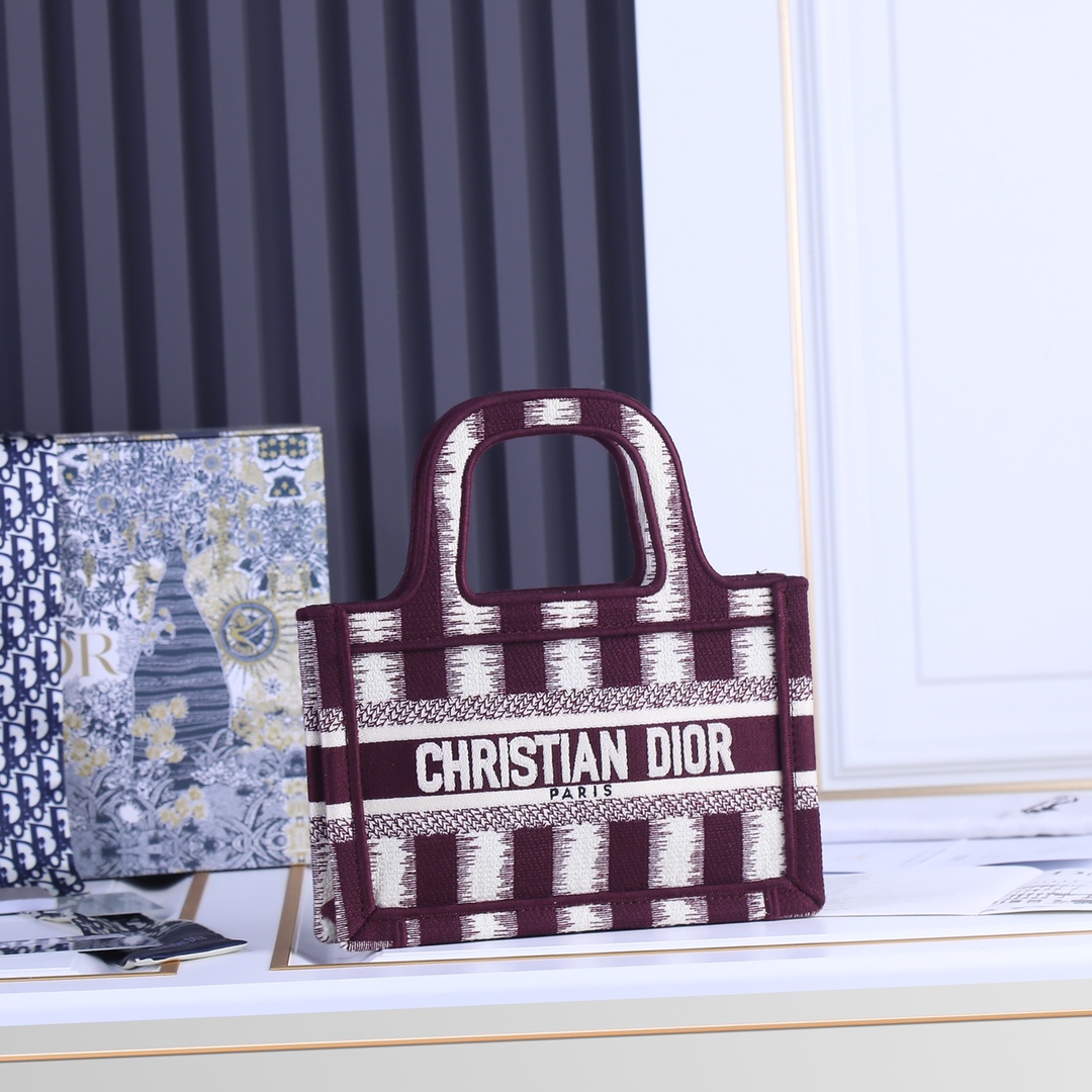 Dior CD Mini Book Tote – Replică genți de lux